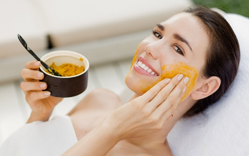 Chăm sóc da sau khi nặn mụn: 9 nguyên tắc cần nắm
