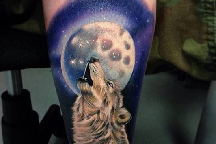 Tattoo chó sói hú trăng23