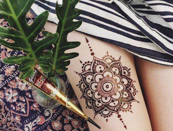 Hình xăm Henna ở chân